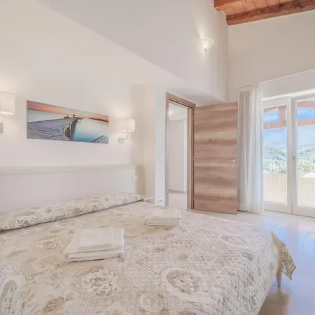 Apartman Mia *