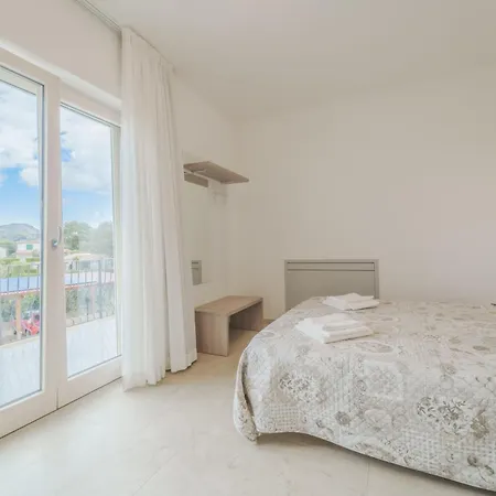 Apartman Mia *