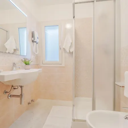 Mia Apartman