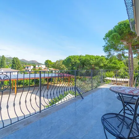 شقة Mia كابوليفيري