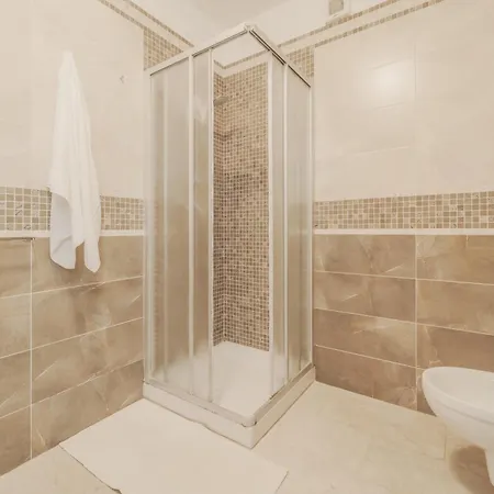 Mia Apartman *